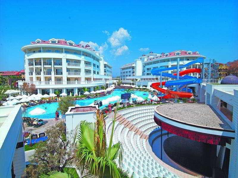 Alba Queen Resort 5*